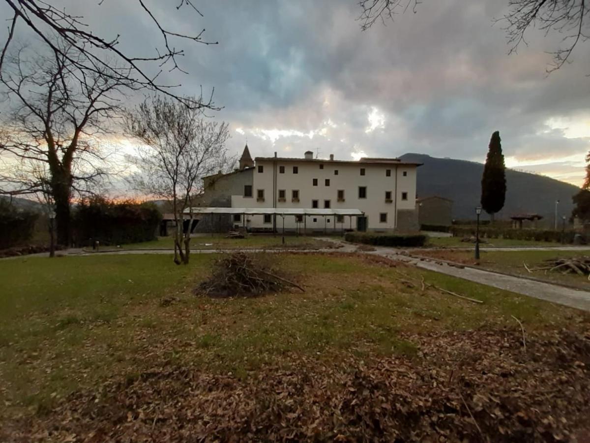 Villa Morelli Dimora Storica "Albergo Diffuso" Senza Stelle Londa 외부 사진